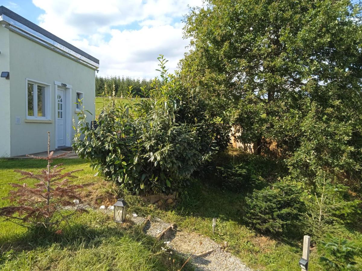 Het Huistje Van Len & Filip Matton-et-Clemency Exteriör bild